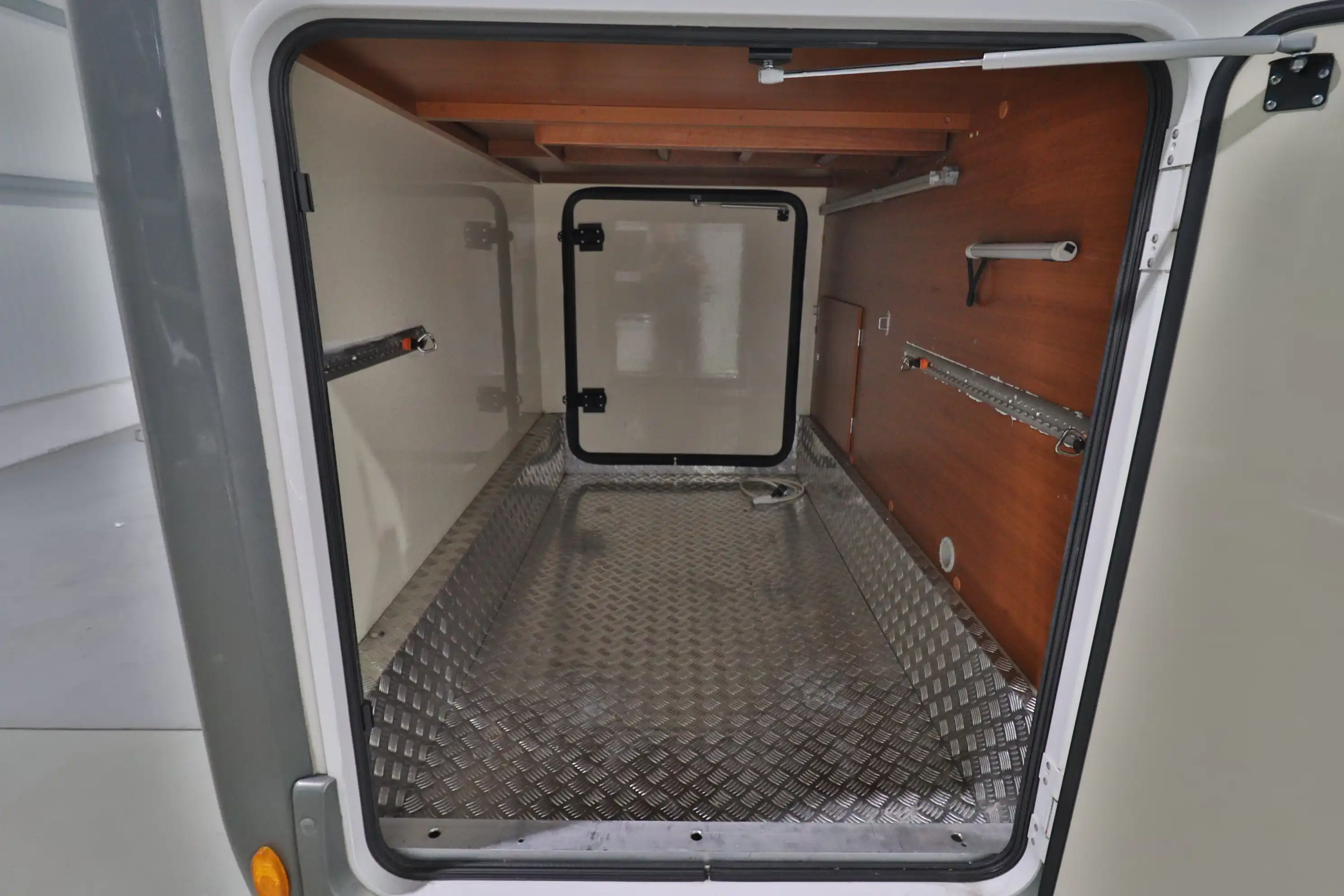 MOBILVETTA Design K-Yacht 85 